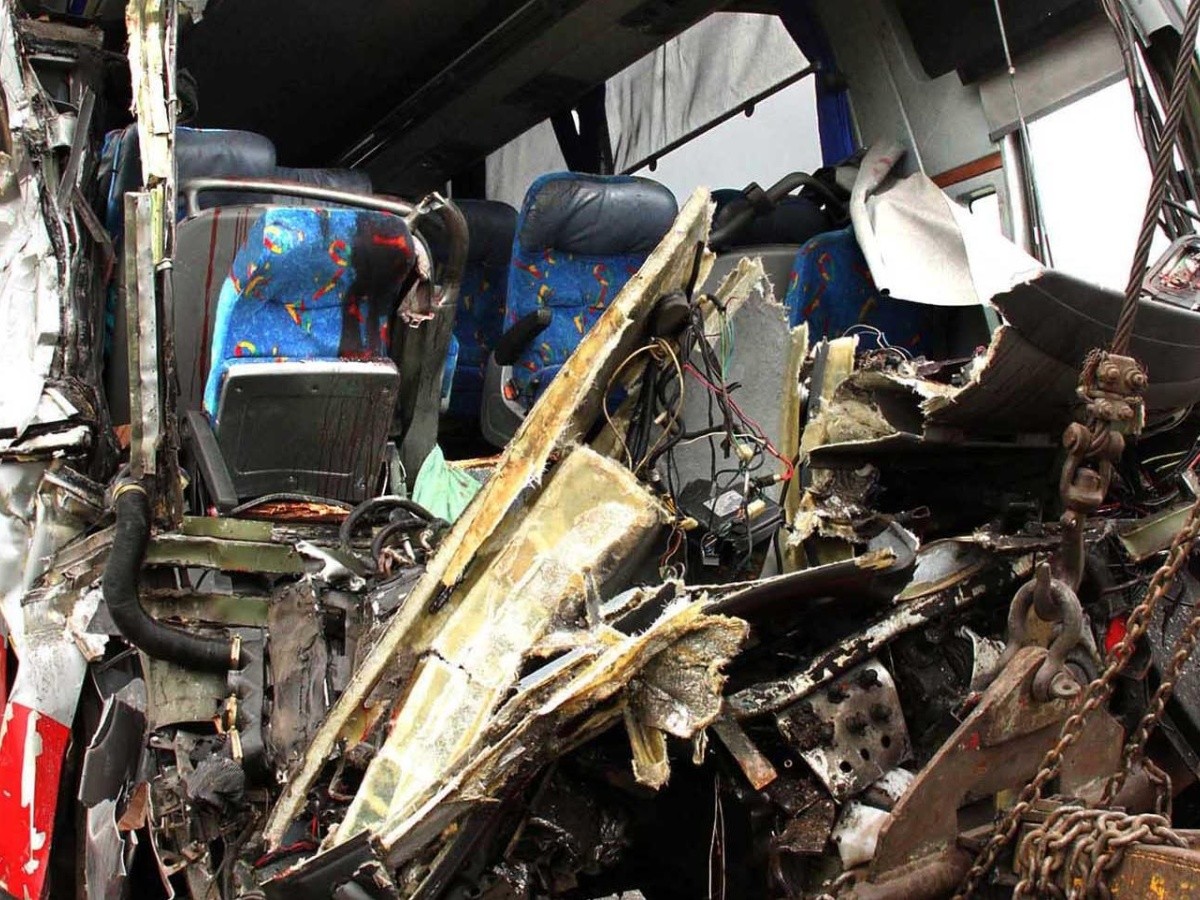  Mueren 21 personas al chocar un autobús con un camión en el oeste de Camerún