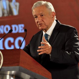 López Obrador evita polemizar con Calderón sobre la Policía Federal