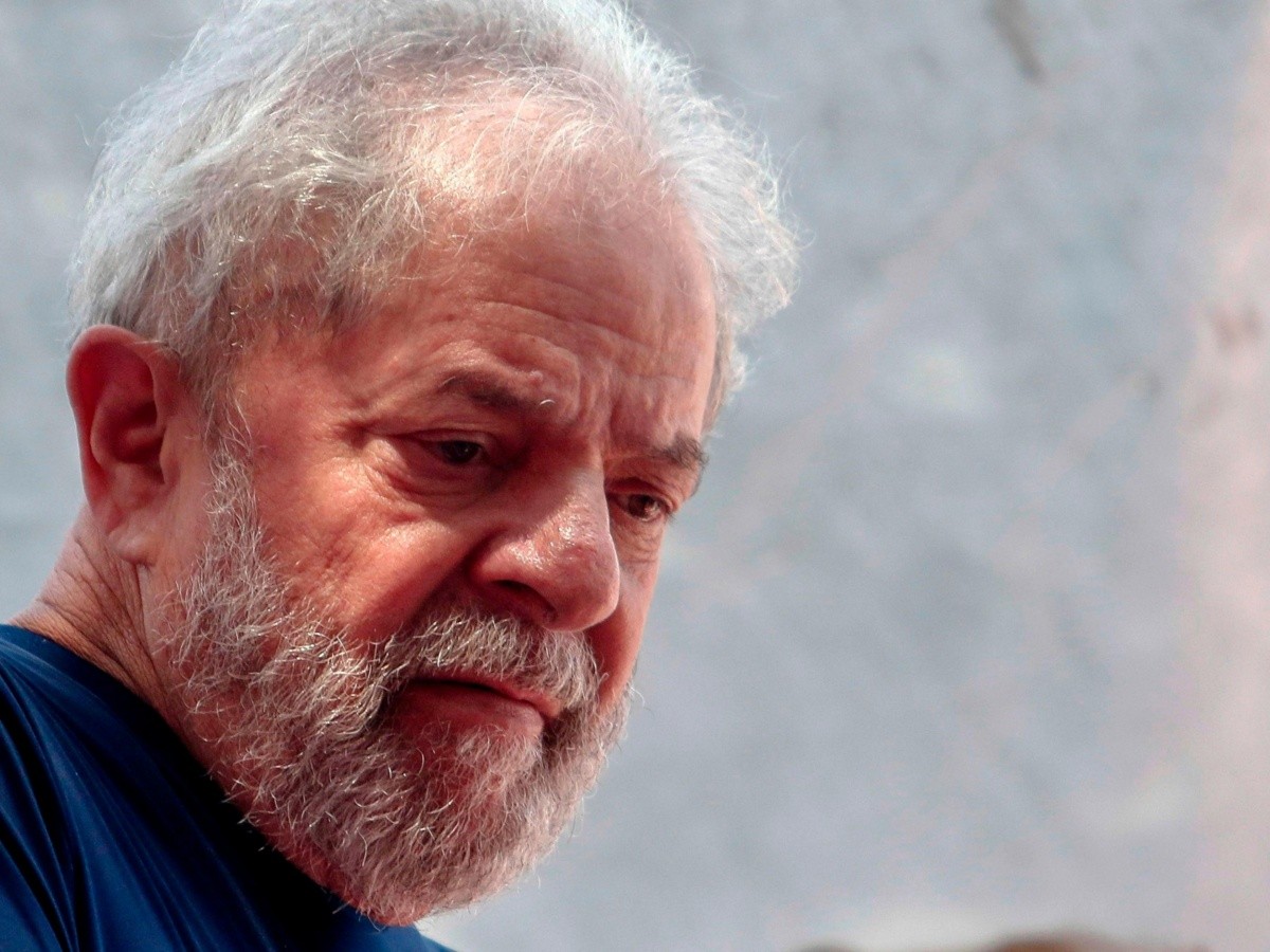  Autorizan el traslado de Lula a cárcel de Sao Paulo