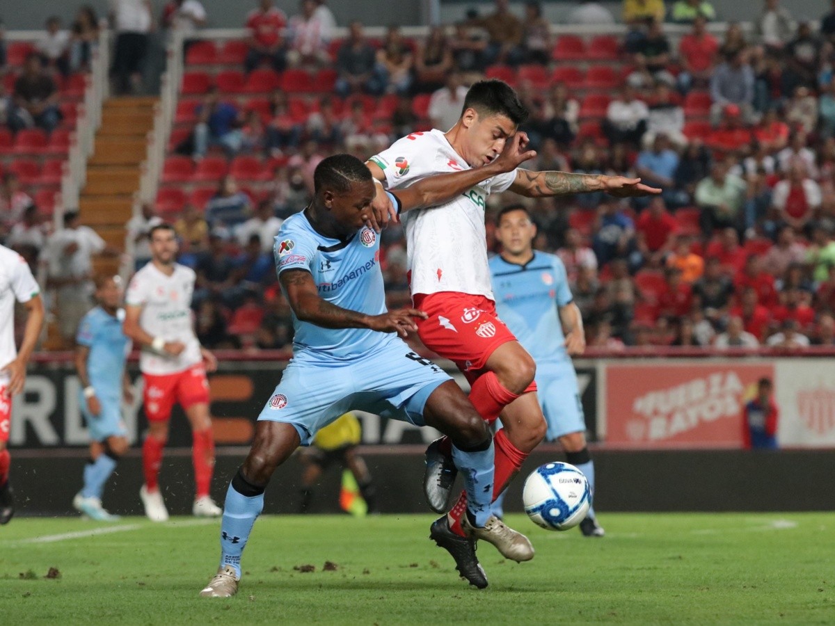  Necaxa y Toluca firman empate a un gol