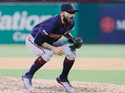 Sergio Romo suma 20 salvamentos esta temporada, en la cual también ha recetado 51 ponches. AP