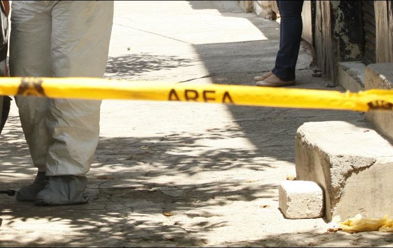 La mujer murió a causa de al menos cuatro impactos de bala, por lo que se notificó al Semefo y a la Fiscalía. EL INFORMADOR / ARCHIVO