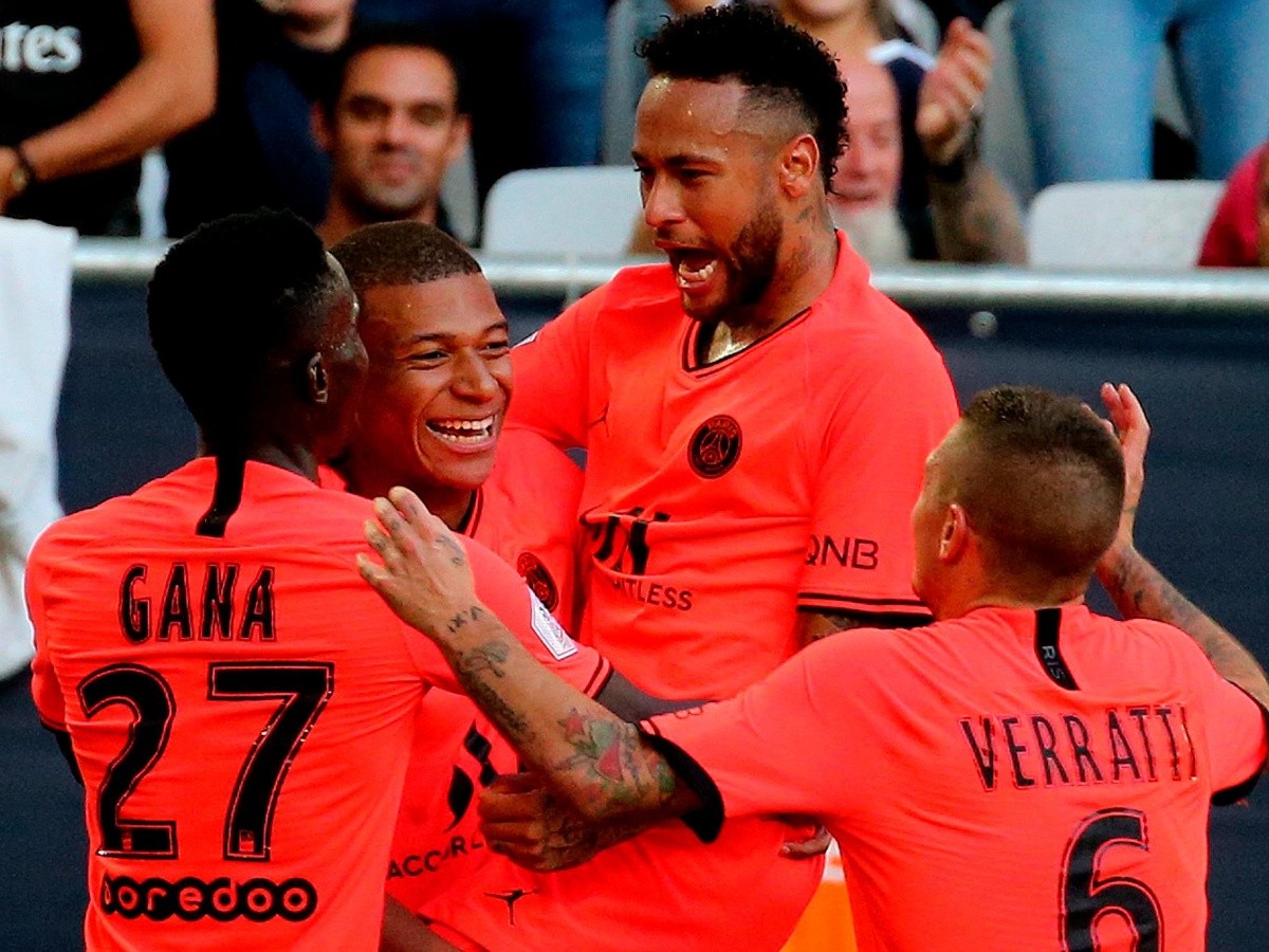  Mbappé y Neymar dan el gol del triunfo al PSG sobre Girondins
