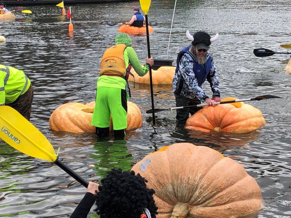  Fotogalería: regata de calabazas gigantes para celebrar el otoño