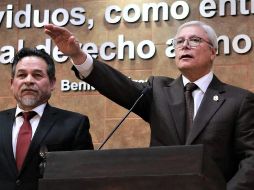 Jaime Bonilla tomó protesta como gobernador durante los primeros minutos de este viernes, aunque en medio de acciones de inconstitucionalidad, controversias constitucionales y amparos. TWITTER@GobiernoBC