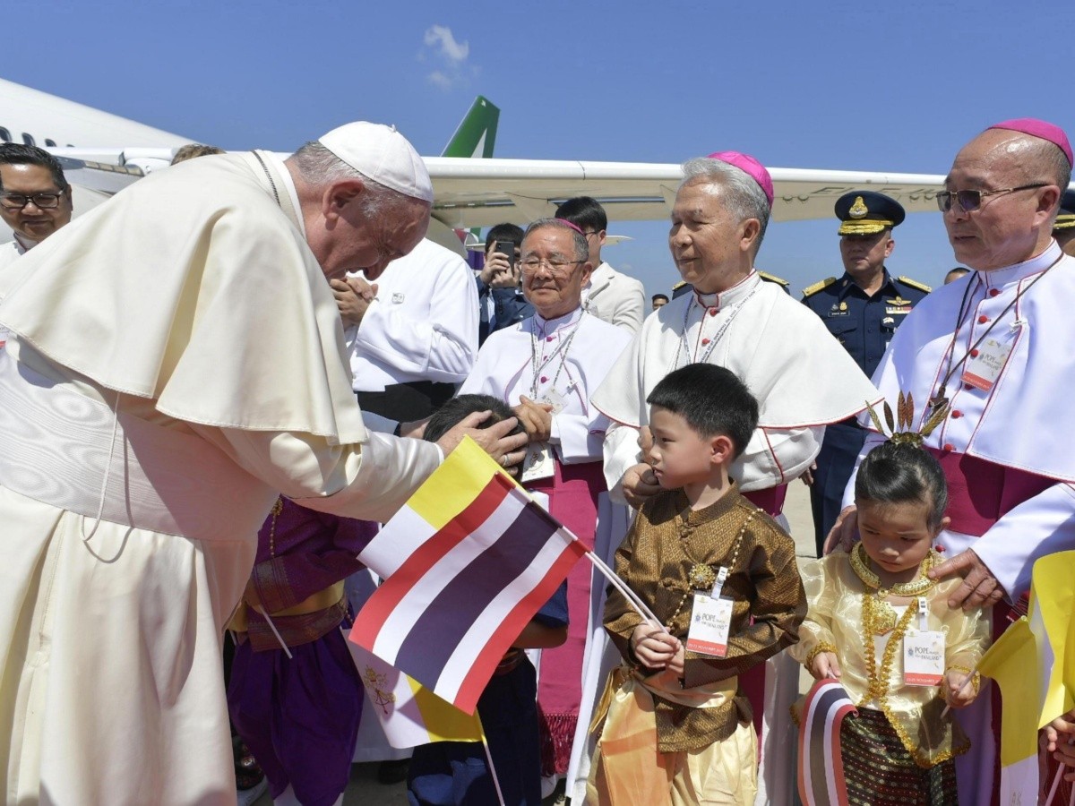 El Papa Francisco llega a Tailandia en primera etapa de gira asiática