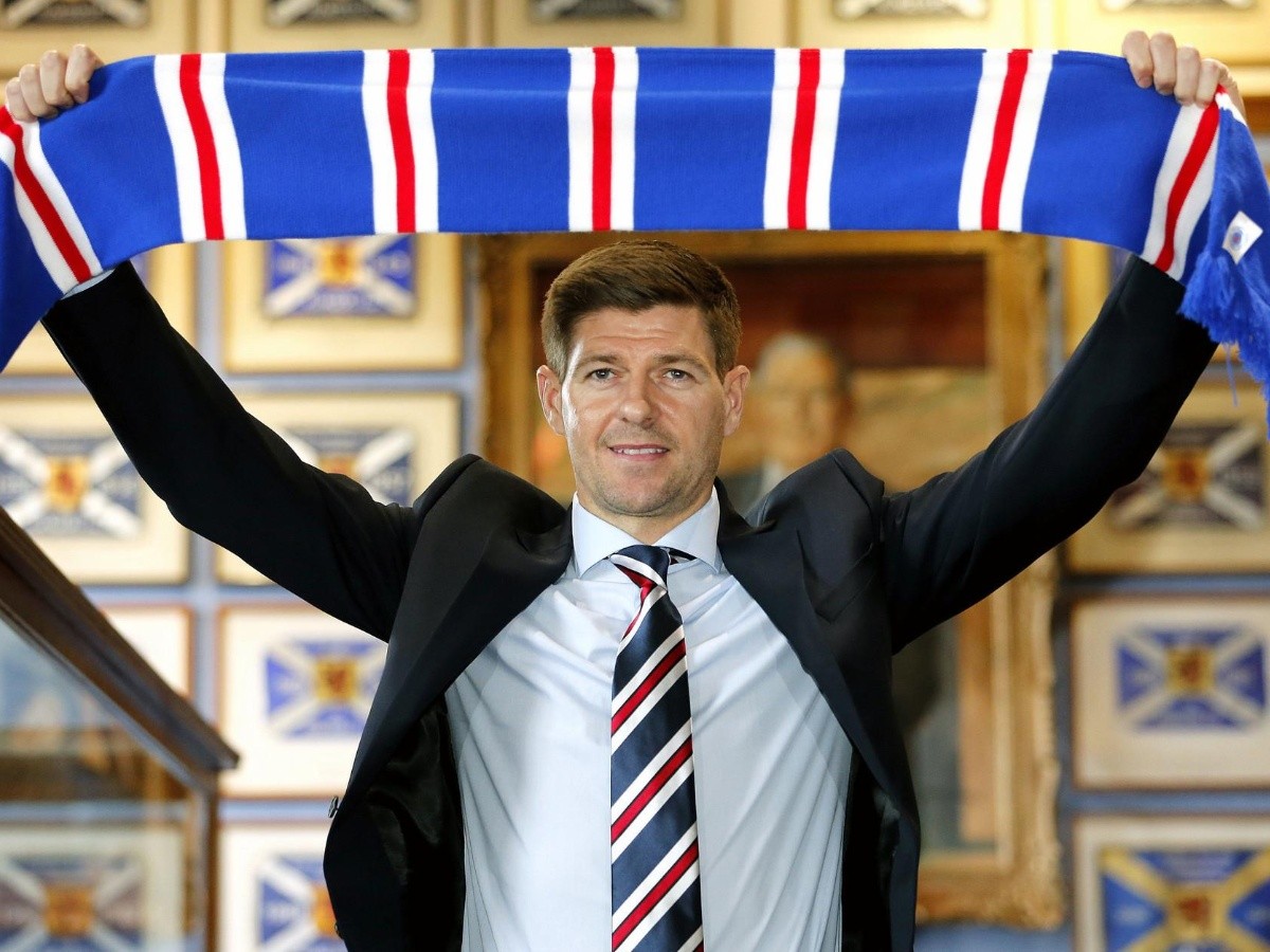  Steven Gerrard renueva con Rangers de Escocia hasta 2024