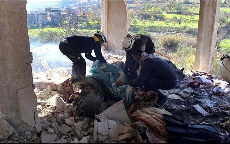 Un bombardeo en la aldea de Bdama mató a la esposa y tres hijas de un socorrista de los llamados 