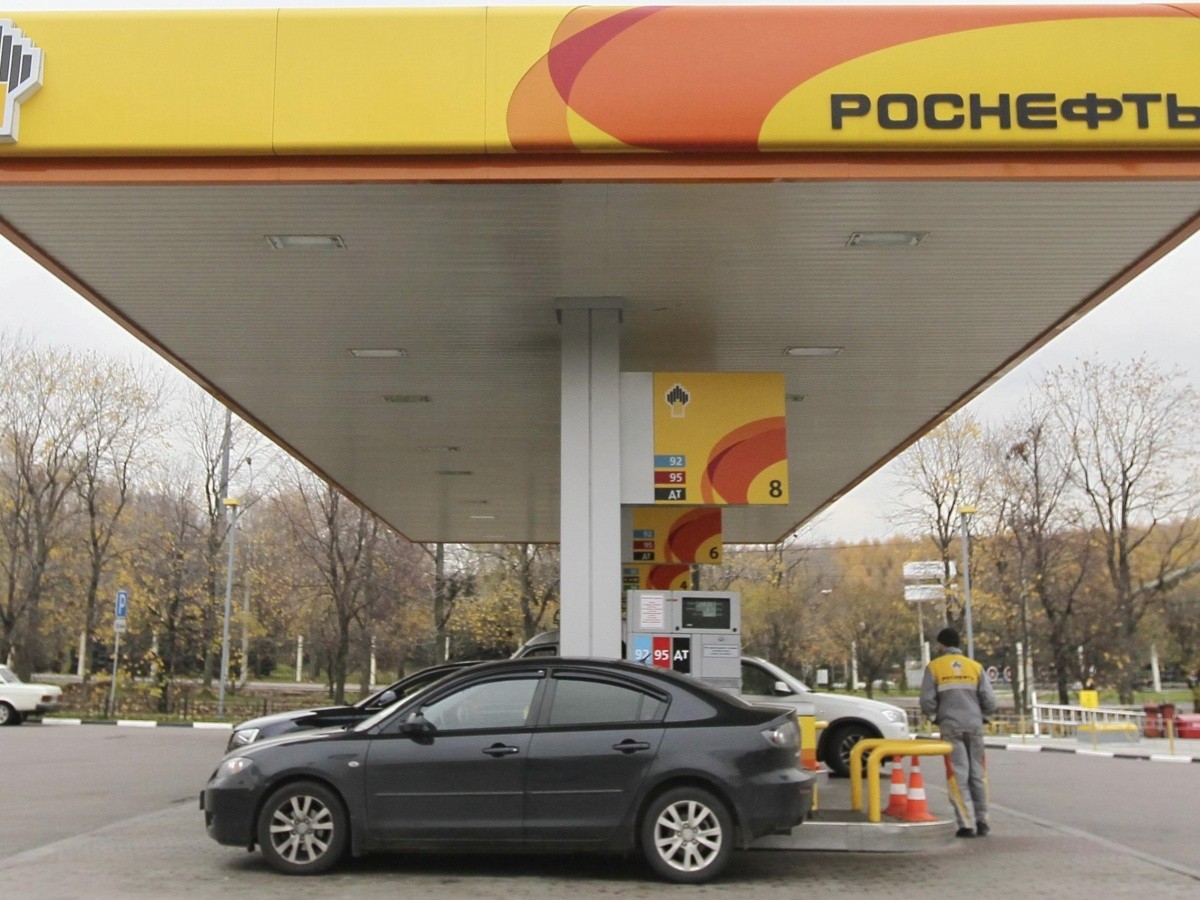  EU sanciona a filial petrolera rusa por lazos con Venezuela