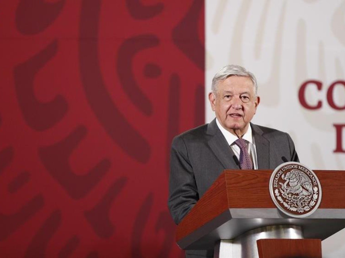  Critican a López Obrador por querer adelantar revocación de mandato