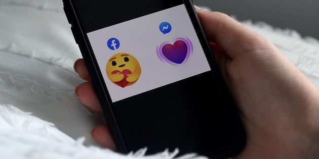Facebook Añadirá Una Carita Abrazando Un Corazón El Informador 6839