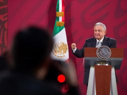 López Obrador reveló que empresarios le propusieron una prórroga de pago de impuestos de hasta seis meses después de que pasara la crisis sanitaria. EFE/Presidencia