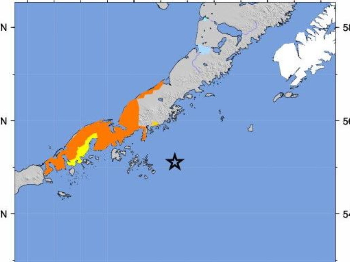  Terremoto de 7.8 en las costas de Alaska provocó una alerta de tsunami