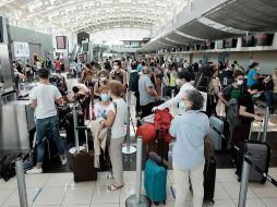 Antes de la pandemia, Costa Rica recibía más de tres millones de turistas extranjeros anualmente. EFE/ARCHIVO