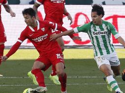 El joven mexicano Diego Láinez respondió a la perfección a su primera titularidad de esta Liga. EFE / J. Vidal
