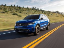 Kia Sorento tiene un nuevo color Pacific Blue para su modelo 2021. ESPECIAL