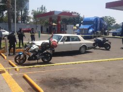 El incidente ocurrió al exterior de una tienda de conveniencia en el cruce de Ramón Corona y López Mateos, en la colonia San Agustín. ESPECIAL / Policía de Tlajomulco