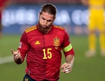 Sergio Ramos se quedó fuera de la convocatoria de España. AP