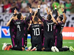 DEDICATORIA. Los goles de México fueron dedicados a la memoria de 