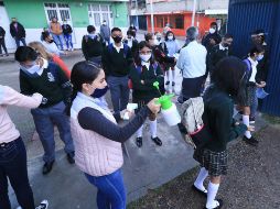 El pequeño no dudó en reconocer que no considera a cualquiera su amigo. EFE/L. Ramírez