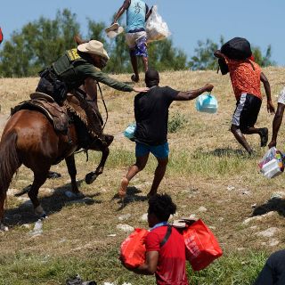 EU deja de usar caballos para vigilar el cruce de haitianos en frontera
