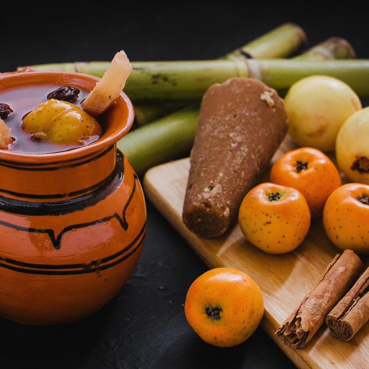 Recetas Navideñas: Prepara un delicioso ponche de frutas para las próximas  celebraciones | El Informador