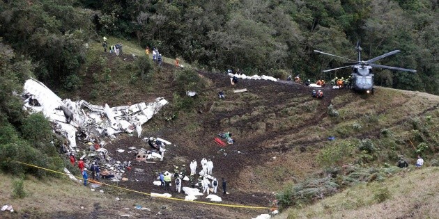 Plane crash in Dominican Republic leaves nine dead
