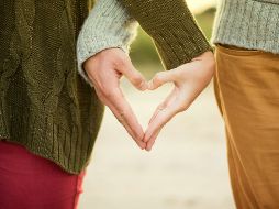 Tratar el tema del dinero es esencial en la pareja, no lo dejes para después / Photo by Kristina Litvjak on Unsplash