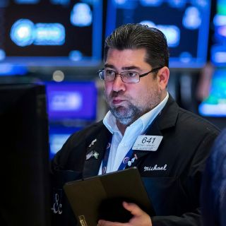 Wall Street cierra en rojo y el Dow Jones baja un 0.54 %