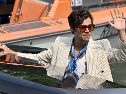 La llegada de Harry Styles al puerto de Venecia enloqueció a sus fanáticos. EFE/E. Ferrari
