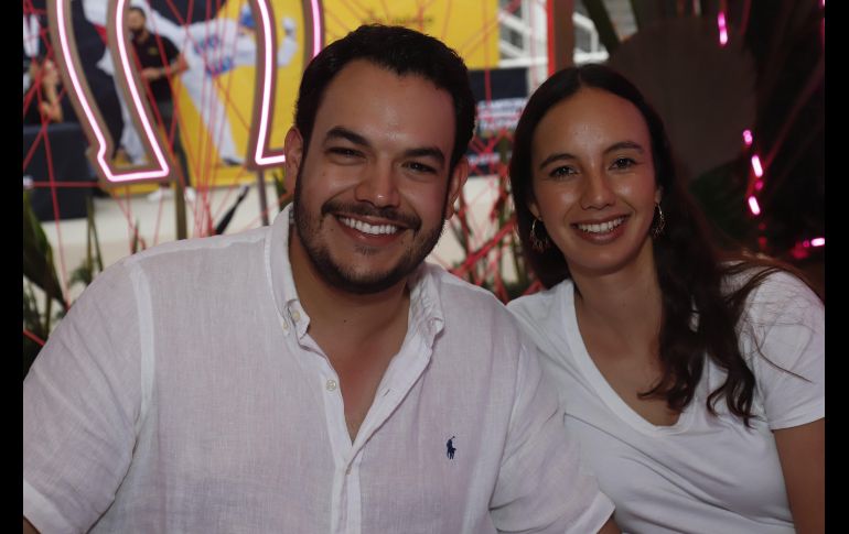 Juan Manuel Arellano y Jimena González. ESPECIAL