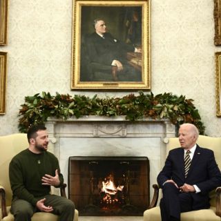 Biden y Zelenski se reúnen en la Casa Blanca