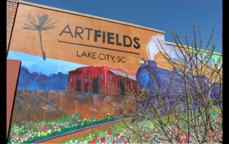 Un mural adorna una fachada el martes 7 de marzo de 2023 en Lake City, Carolina del Sur. AP