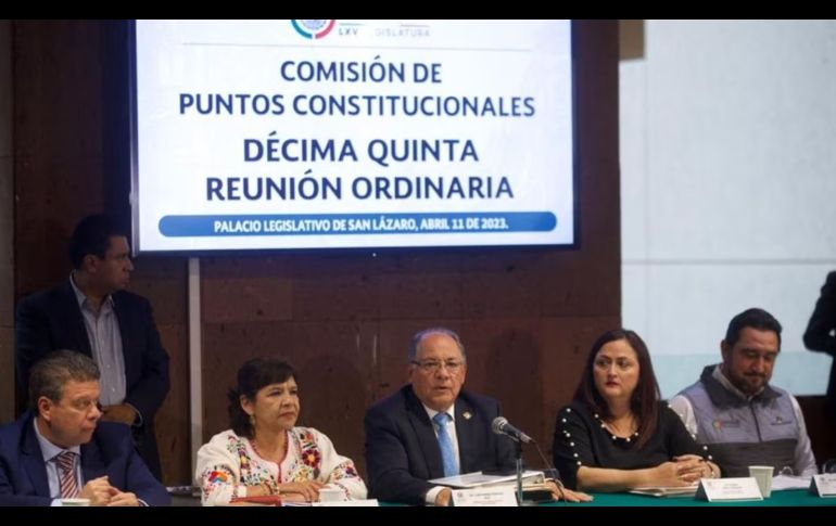 La sesión se reanudará en día y hora por definir, dijo el presidente de la Comisión de Puntos Constitucionales. SUN