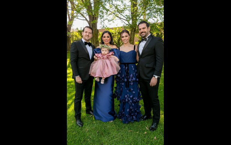 Arturo Sánchez, Daniela Torres, Paula Sánchez, Valeria Trejo y Diego Sánchez. GENTE BIEN JALISCO/ Jorge Soltero