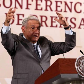 López Obrador lanza advertencia, "EU podría agarrar a México de "piñata" por fentanilo"