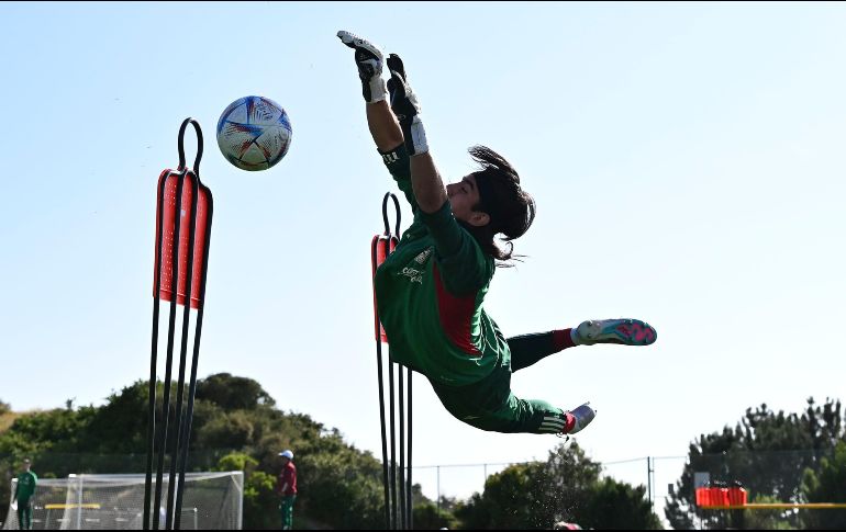 Carlos Acevedo no pudo ver acción ante Camerún debido a una lesión en el hombro. IMAGO7
