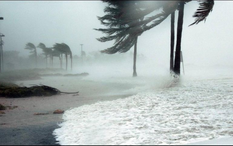 Los huracanes y su intensidad tienen que ver con la temperatura de la superficie del mar. ESPECIAL