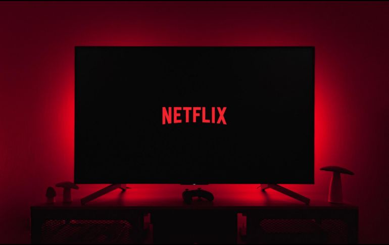 Netflix ha entrado en constantes altibajos en los últimos años. Foto de Thibault Penin en Unsplash.