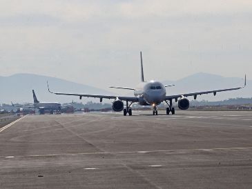 Actualmente el Aeropuerto de Guadalajara cuenta con 59 conexiones, 31 vuelos nacionales y 28 internacionales. EL INFORMADOR / ARCHIVO