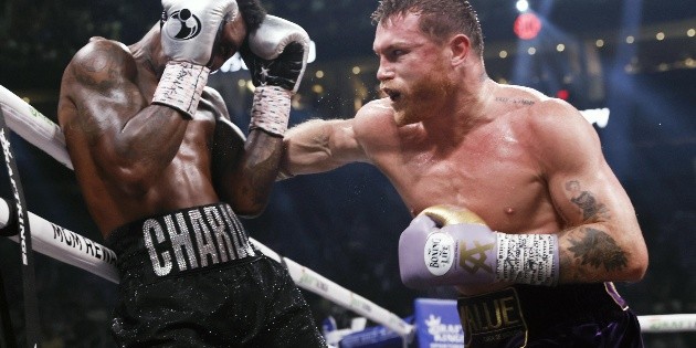 Canelo Álvarez Así Se Escuchó A Centímetros Del Ring El Golpe Con Que Tumbó A Charlo Video