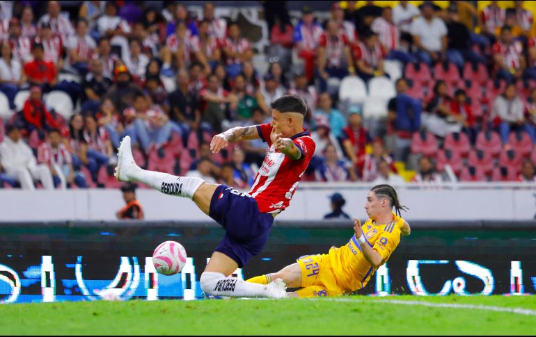 Chivas cayó desesperado frente a Tigres con cuatro goles en contra. IMAGO7.