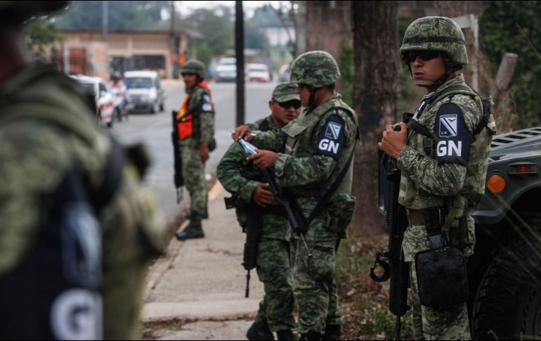 En 2019, su primer año de operación, la Guardia Nacional, la institución creada por el Presidente Andrés Manuel López Obrador, detuvo a 9 mil 155 personas; 2020, 7 mil 419; 2021, 7 mil 017; 2022, 2 mil 814. NTX / ARCHIVO