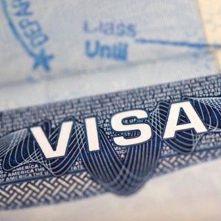 Objetos que harían que pierdas tu cita para la visa estadounidense