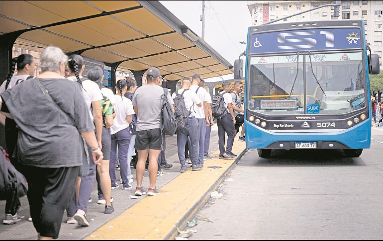 El Gobierno argentino quitará el subsidio al transporte público. XINHUA