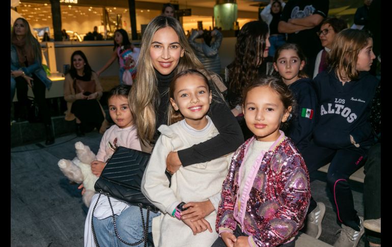 Loreta Tinajero, Andrea Castro, Andrea Tinajero y Alexia Tinajero. GENTE BIEN JALISCO/ Jorge Soltero