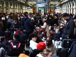 El problema está en la línea que va desde St. Pancras International hasta Ebbsfleet en Kent, y más allá hasta Ashford. ESPECIAL / AFP