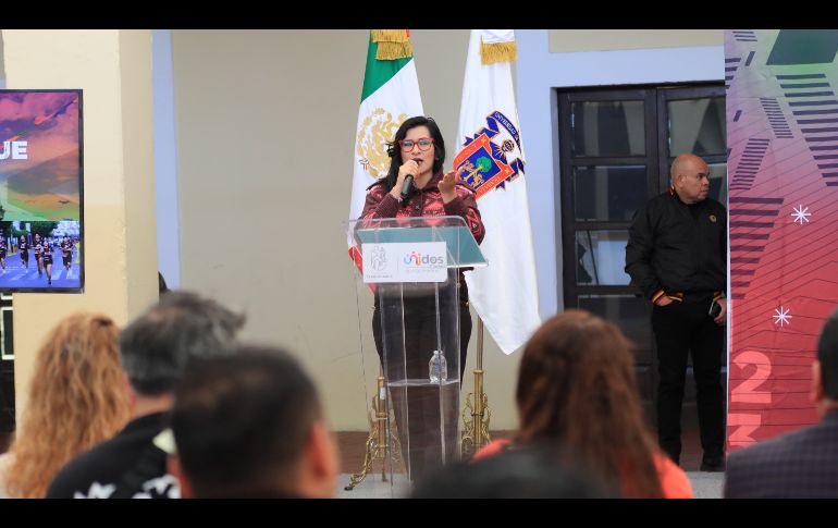 En total, la sede provisional del CuTlaquepaque, habilitada en el Centro Cultural El Refugio, cuenta con tres generaciones y 240 estudiantes. 