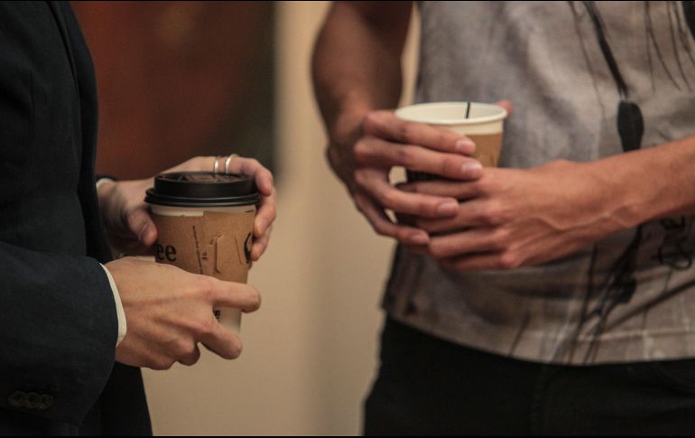 Especialistas recomiendan que las personas ingieran dos tazas de café al día. EL INFORMADOR / ARCHIVO