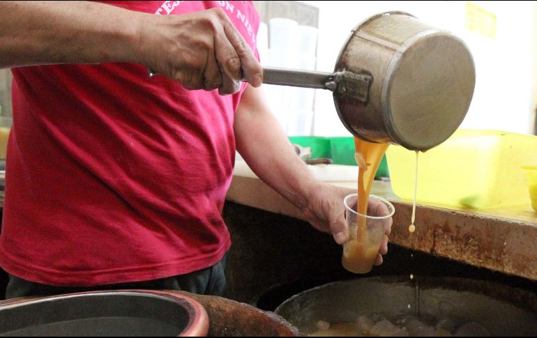 El tejuino es una de las bebidas más solicitadas por los ciudadanos de Guadalajara. EL INFORMADOR / ARCHIVO